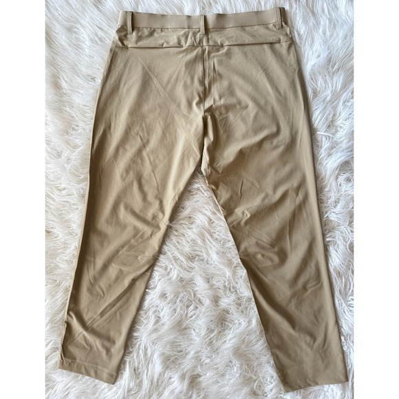 Fabletics The Only Pants Mens 35x32 (37x30) Beige Polyester Stretch Golf NWT - Picture 3 of 10